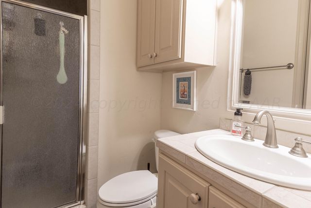 9 Jynteewood Circle, Canyon, TX 79015