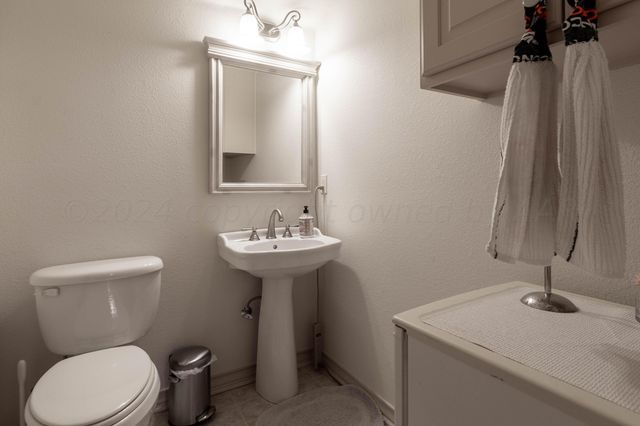 9 Jynteewood Circle, Canyon, TX 79015