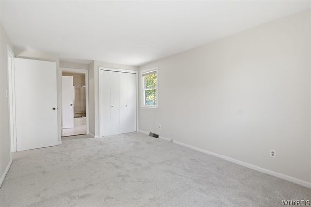 274 Fareway Lane, Grand Island, NY 14072