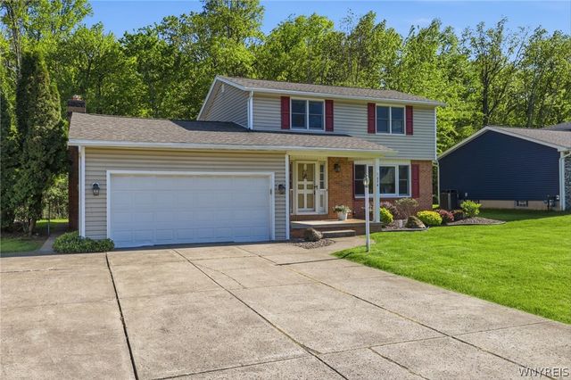 274 Fareway Lane, Grand Island, NY 14072