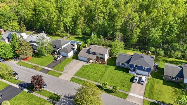 274 Fareway Lane, Grand Island, NY 14072