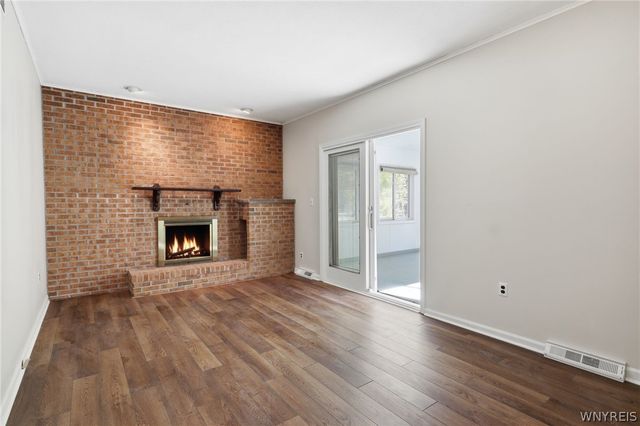 274 Fareway Lane, Grand Island, NY 14072