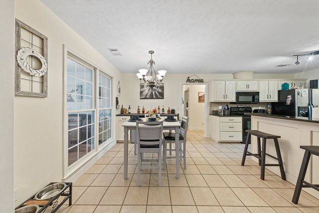 54 Bridle Path, Ellerslie, GA 31807