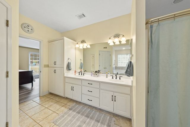 54 Bridle Path, Ellerslie, GA 31807