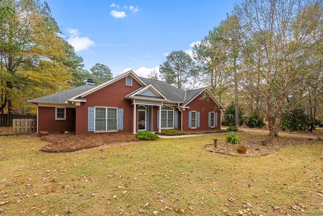 54 Bridle Path, Ellerslie, GA 31807