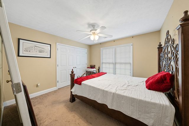 54 Bridle Path, Ellerslie, GA 31807