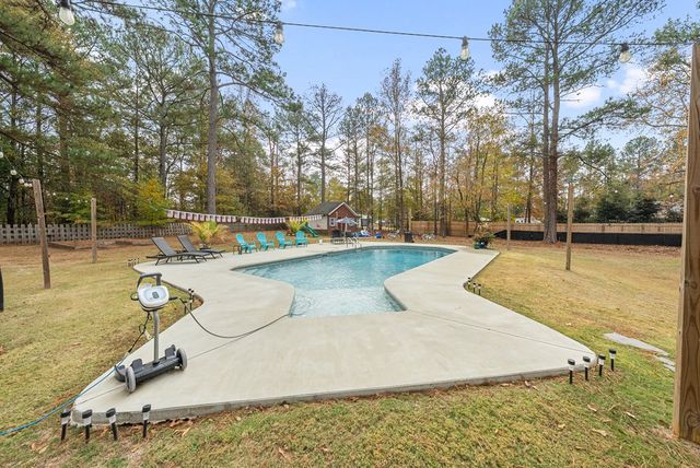 54 Bridle Path, Ellerslie, GA 31807