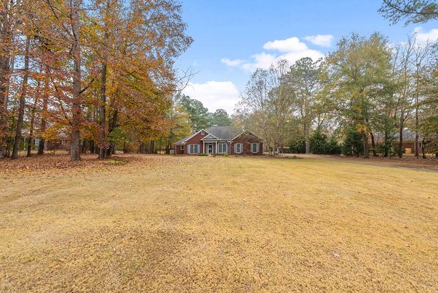 54 Bridle Path, Ellerslie, GA 31807