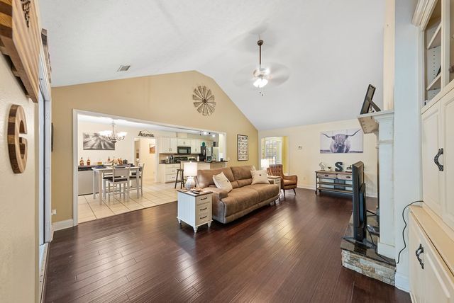 54 Bridle Path, Ellerslie, GA 31807