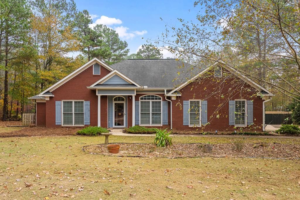 54 Bridle Path, Ellerslie, GA 31807
