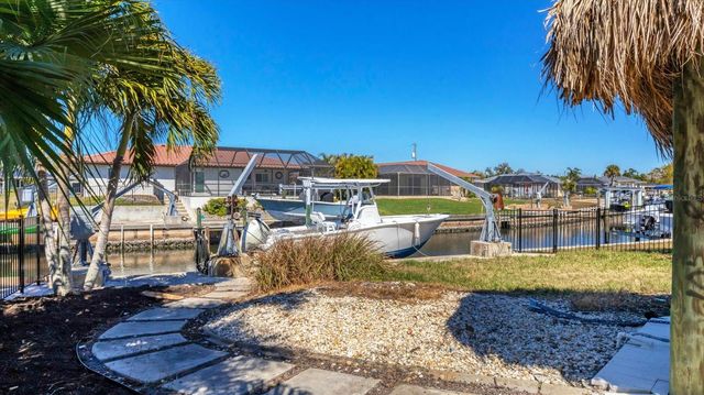 1936 FAIRVIEW DRIVE, Englewood, FL 34223