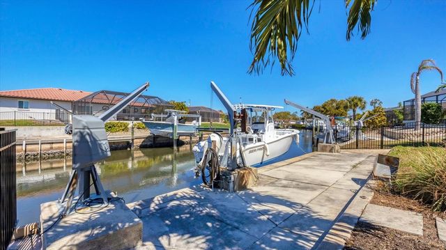 1936 FAIRVIEW DRIVE, Englewood, FL 34223