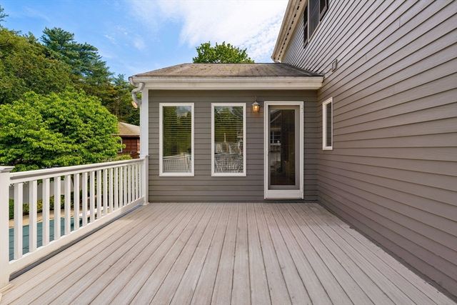 42 Woodland Rd, Wakefield, MA 01880