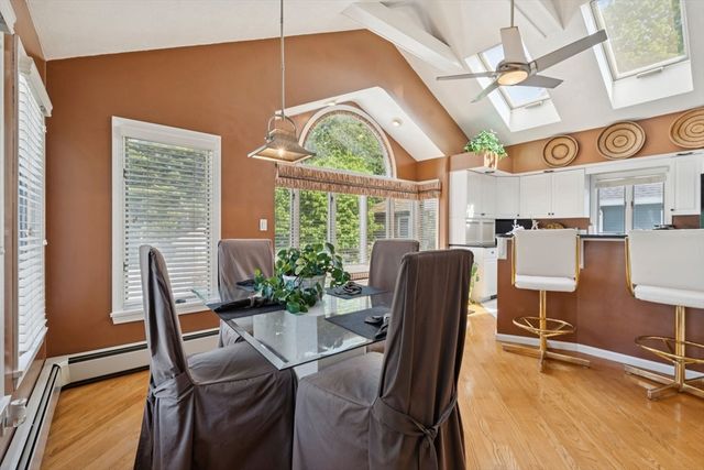 42 Woodland Rd, Wakefield, MA 01880
