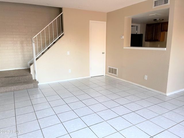 4514 E Riverside Street, Phoenix, AZ 85040