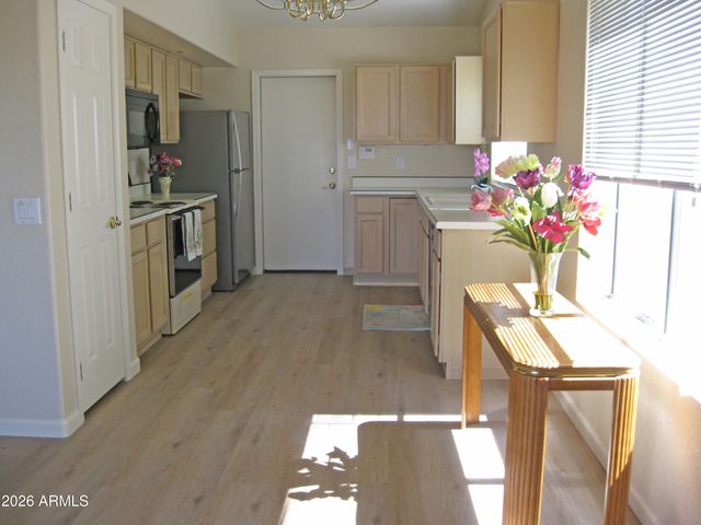 11548 W Pronghorn Court, Surprise, AZ 85378