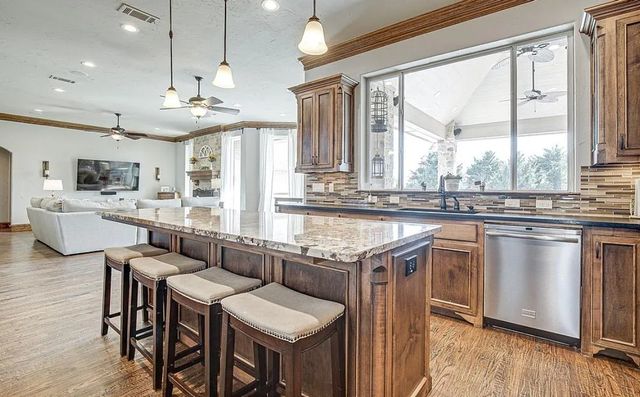 400 Chippendale Drive, Heath, TX 75032