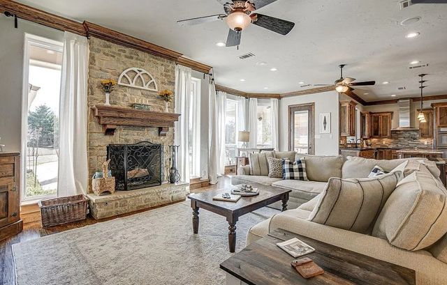 400 Chippendale Drive, Heath, TX 75032