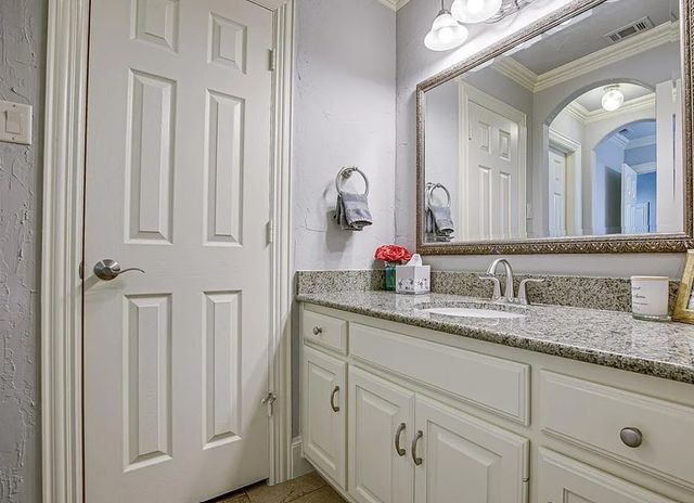400 Chippendale Drive, Heath, TX 75032