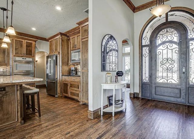 400 Chippendale Drive, Heath, TX 75032