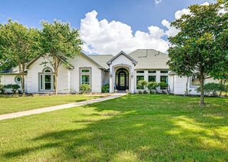 400 Chippendale Drive, Heath, TX 75032