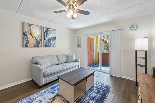 209 W Miracle Strip Parkway C201, Mary Esther, FL 32569