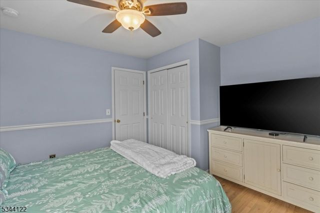 17 Steeple Dr, Hillsborough Twp., NJ 08844