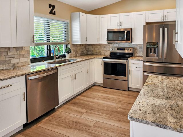 1359 NW 112th Ter, Coral Springs, FL 33071