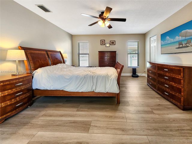 1359 NW 112th Ter, Coral Springs, FL 33071