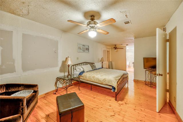 144 Deer Path, Livingston, TX 77351