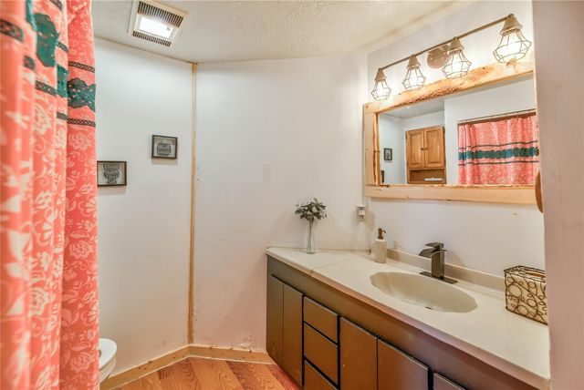 144 Deer Path, Livingston, TX 77351