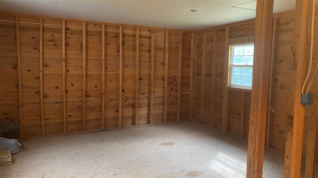 144 Deer Path, Livingston, TX 77351