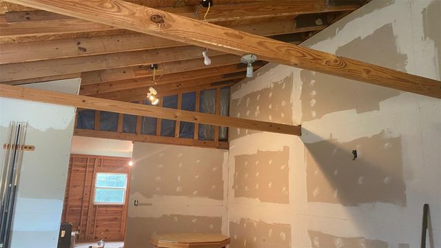 144 Deer Path, Livingston, TX 77351