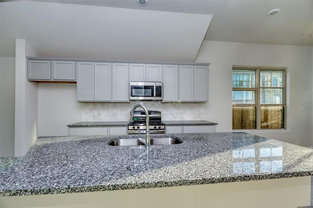 21111 Sunlight Grove Drive, Bonney, TX 77583