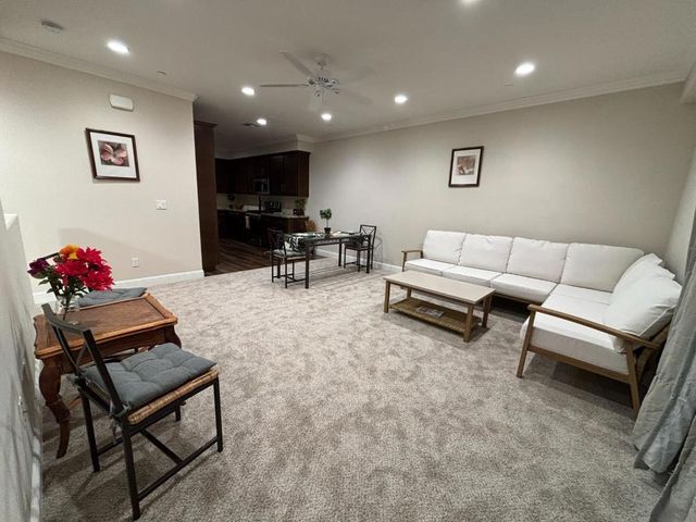 147 Bundeson Circle, Hollister, CA 95023