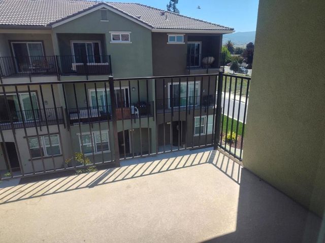 147 Bundeson Circle, Hollister, CA 95023