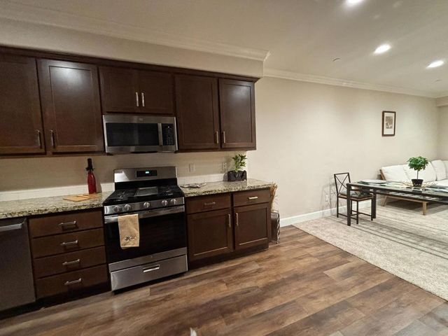 147 Bundeson Circle, Hollister, CA 95023