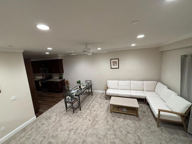 147 Bundeson Circle, Hollister, CA 95023