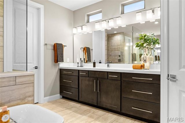 9 Keeney Creek Court, O'fallon, MO 63367