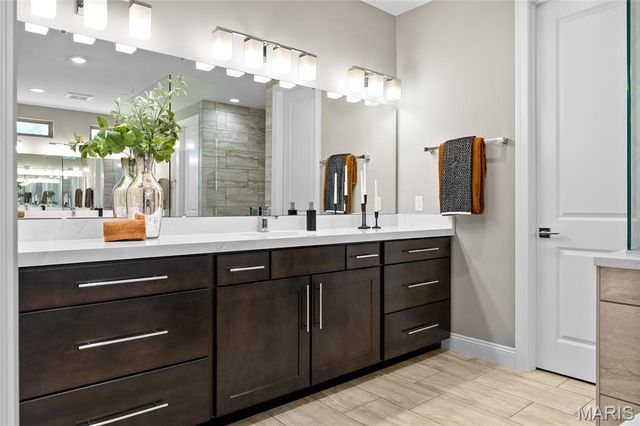 9 Keeney Creek Court, O'fallon, MO 63367