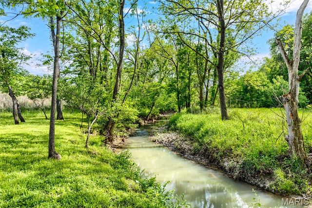 9 Keeney Creek Court, O'fallon, MO 63367