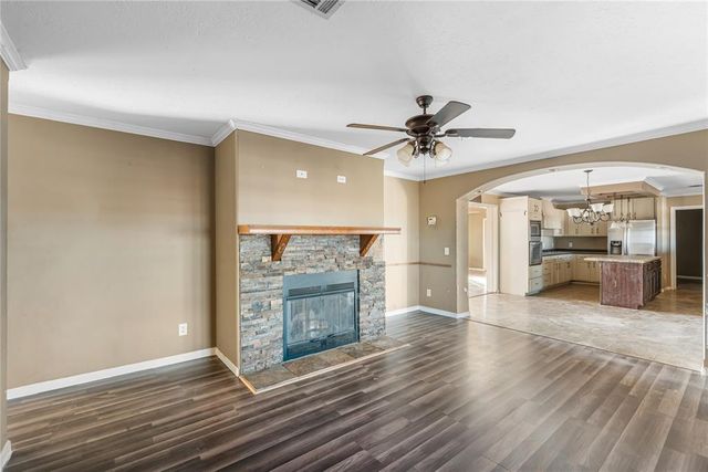 18186 W Charter Oak Road, Cashion, OK 73016