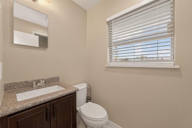 10645 Oak Brook Dr, Houston, TX 77013