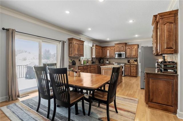 5211 Kenton Street, Shawnee, KS 66226