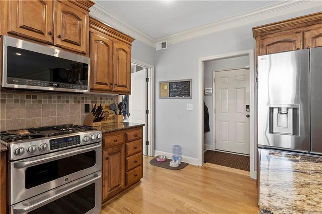 5211 Kenton Street, Shawnee, KS 66226