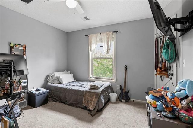5211 Kenton Street, Shawnee, KS 66226