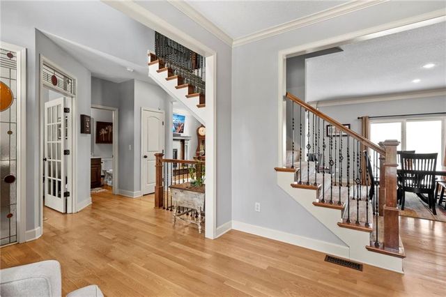 5211 Kenton Street, Shawnee, KS 66226