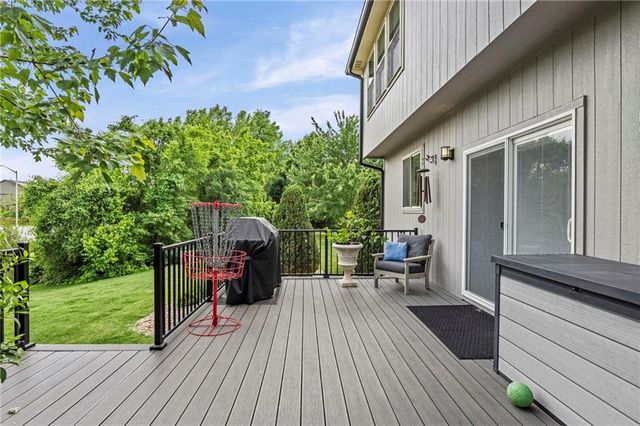 5211 Kenton Street, Shawnee, KS 66226