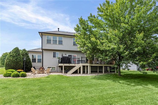 5211 Kenton Street, Shawnee, KS 66226