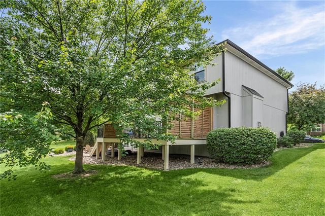 5211 Kenton Street, Shawnee, KS 66226